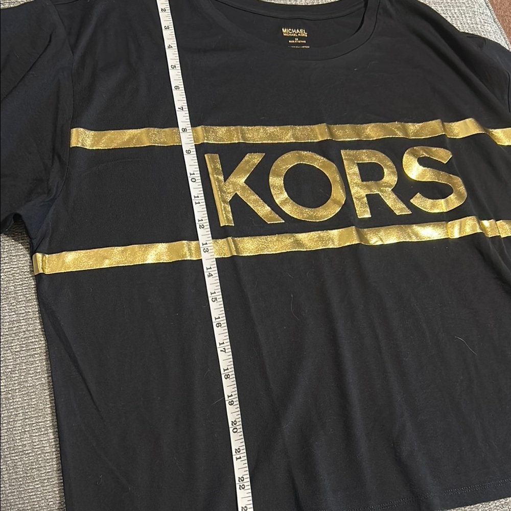 Black and Gold MICHAEL KORS T-Shirt - Picture 4 of 7